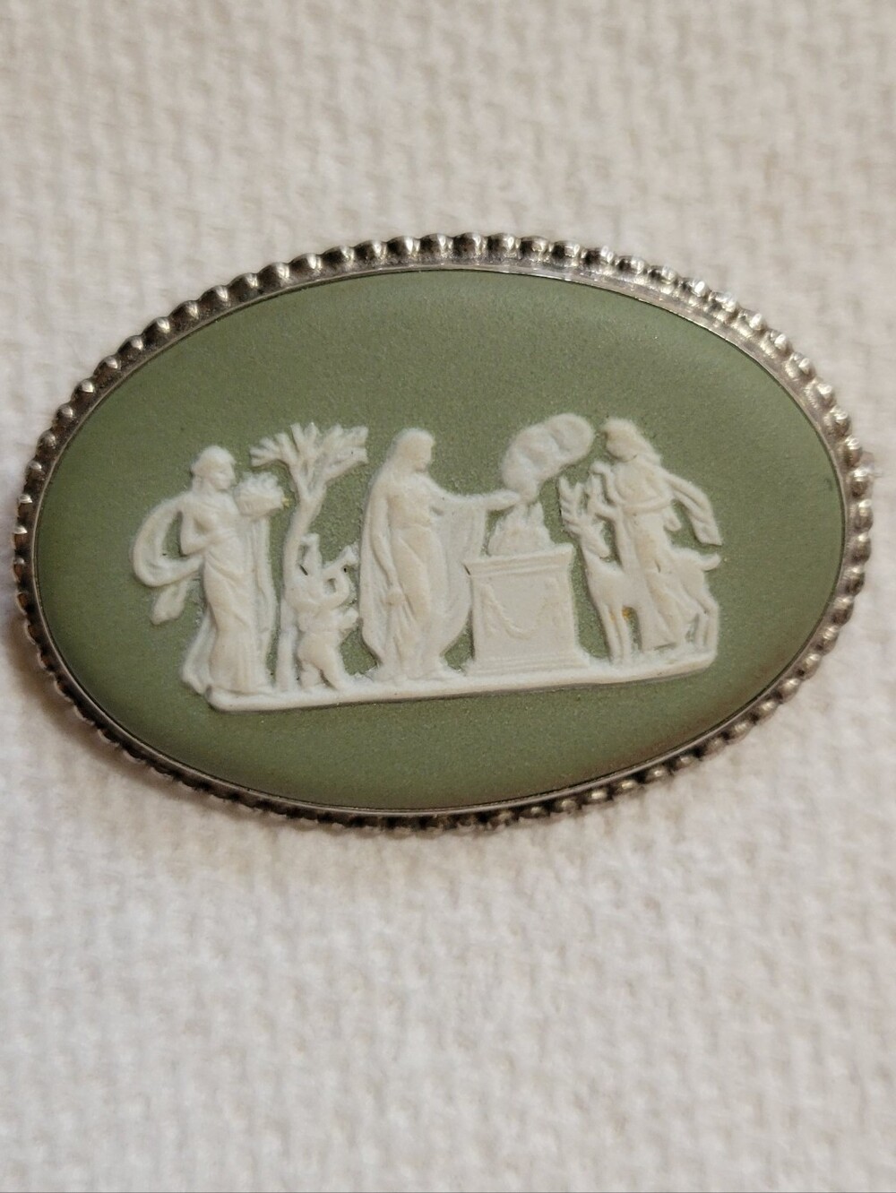 Vintage Wedgwood Green Oval Jasperware Brooch with Silver Beaded Frame